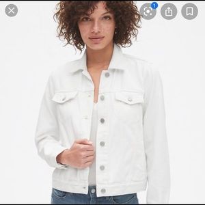 GREAT CONDITION Gap denim jacket